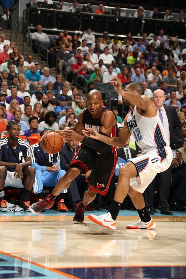 尤其是在上 尤其是在上