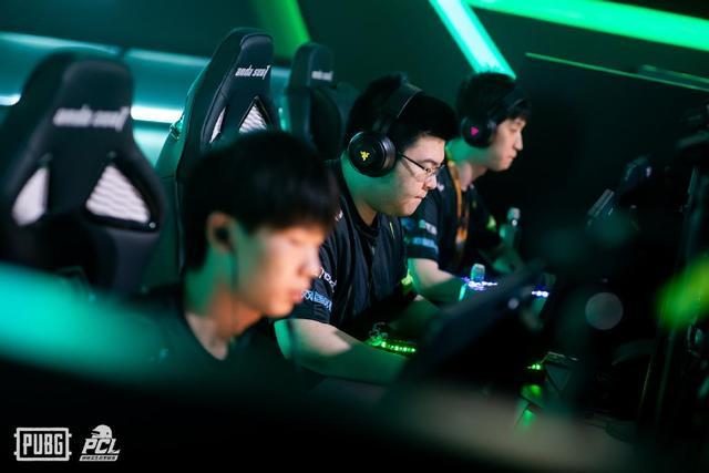 高場上表現 高場上表現