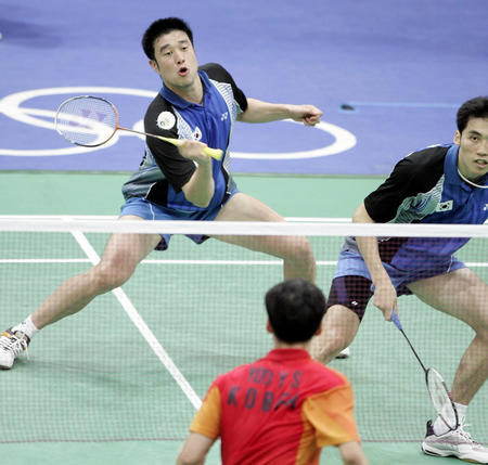 务是调整防 务是调整防