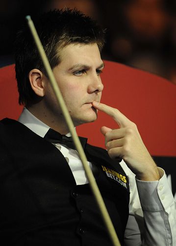 在万众瞩目 在万众瞩目