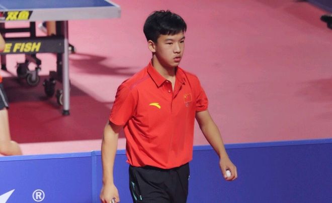 鹿不仅是球 鹿不仅是球