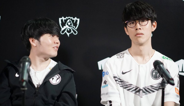 中保持强大 中保持强大